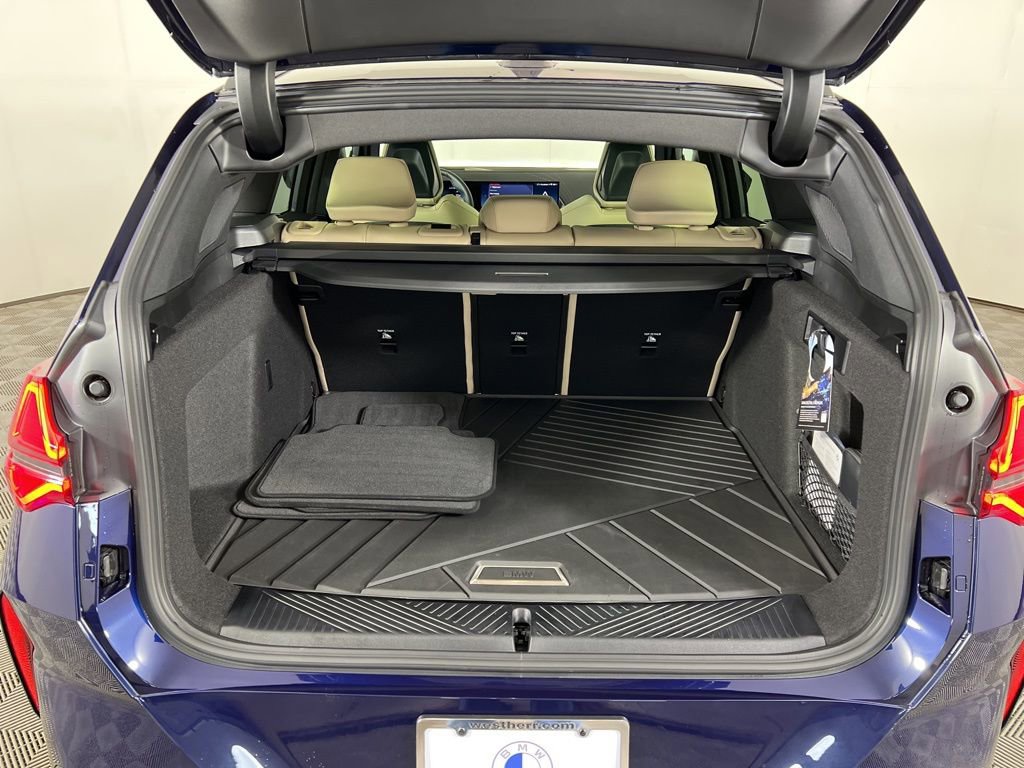 Used 2026 BMW X3 M50 w/ Premium Package image 23