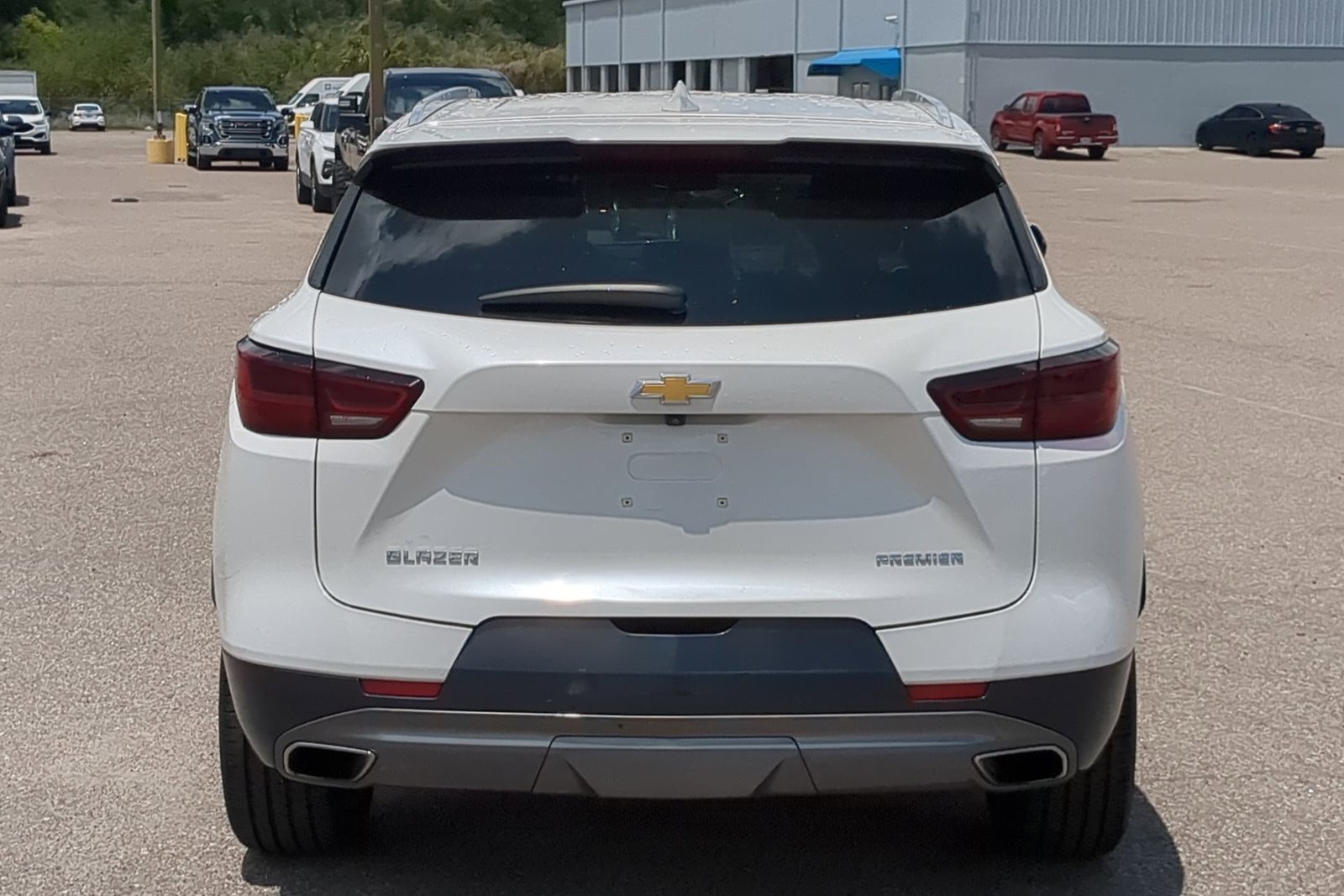 Used 2023 Chevrolet Blazer Premier FWD image 7