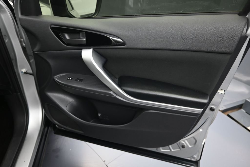 Used 2018 Mitsubishi Eclipse Cross ES AWD/4WD image 33