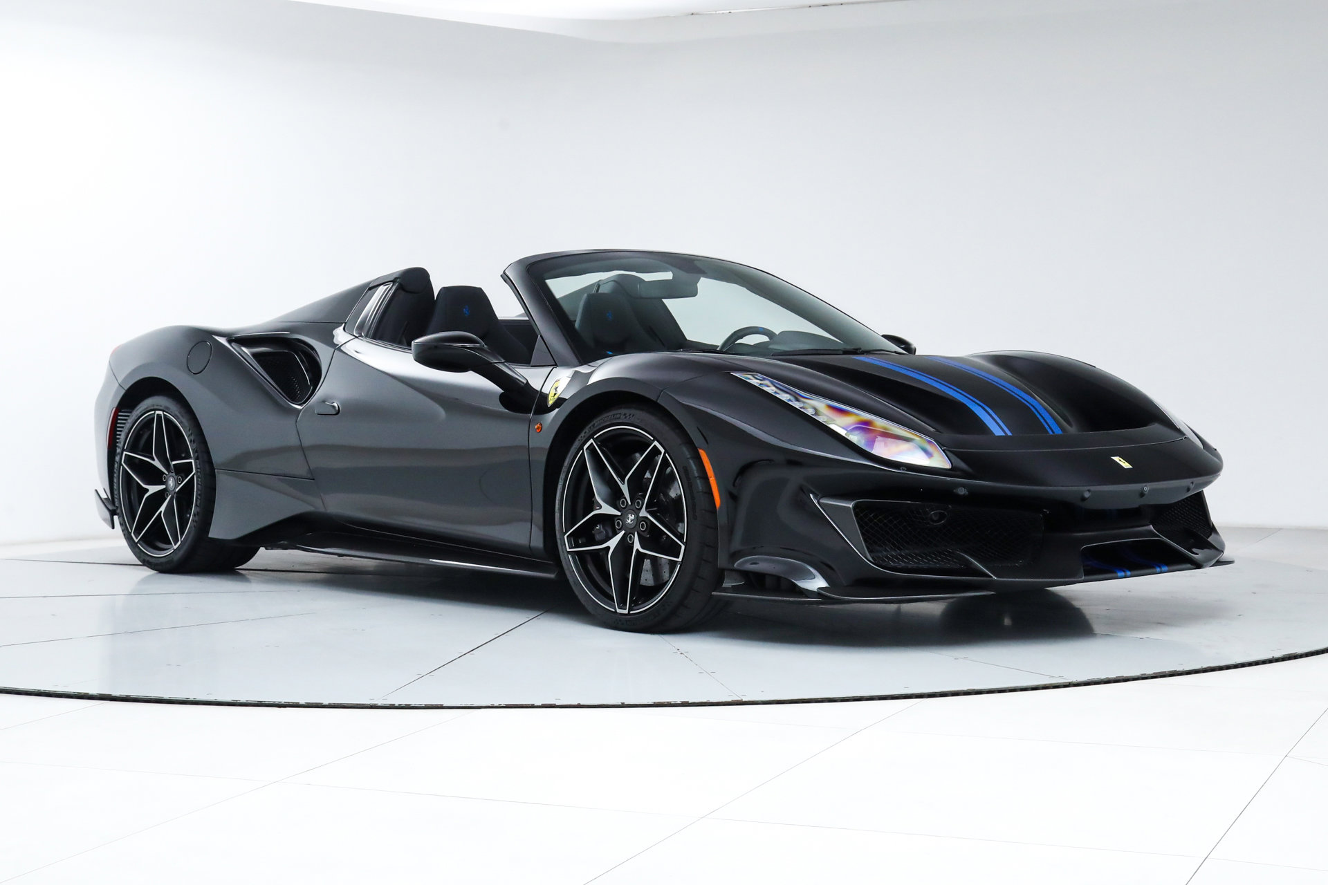 Certified 2019 Ferrari 488 Pista Spider image 12