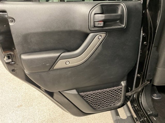 Used 2018 Jeep Wrangler Unlimited Sport S image 25