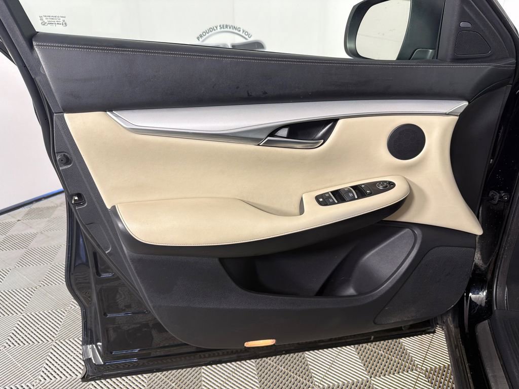 Used 2021 INFINITI QX50 Essential image 12