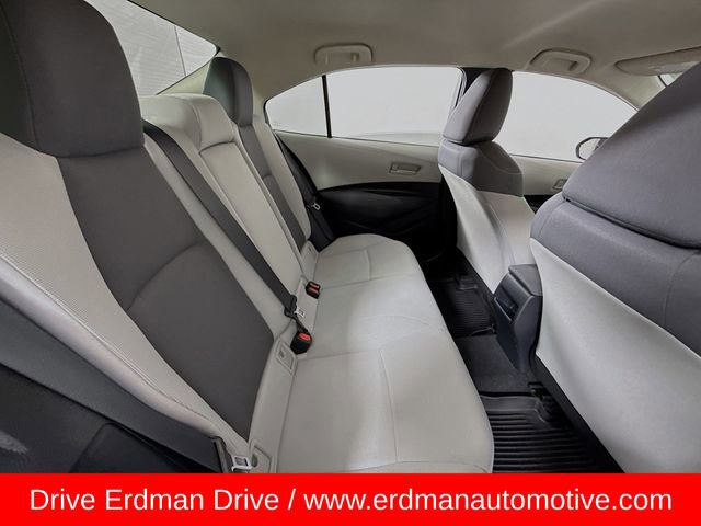 Used 2022 Toyota Corolla LE image 27