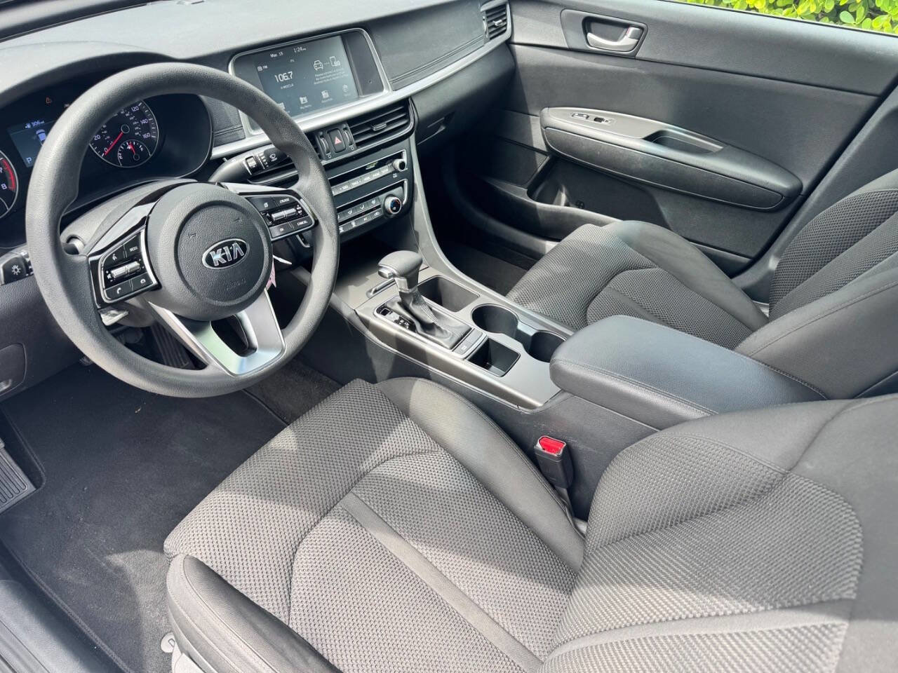 Used 2020 Kia Optima LX FWD image 15