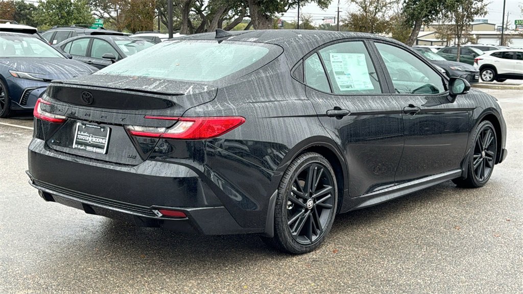 New 2026 Toyota Camry Hybrid image 9