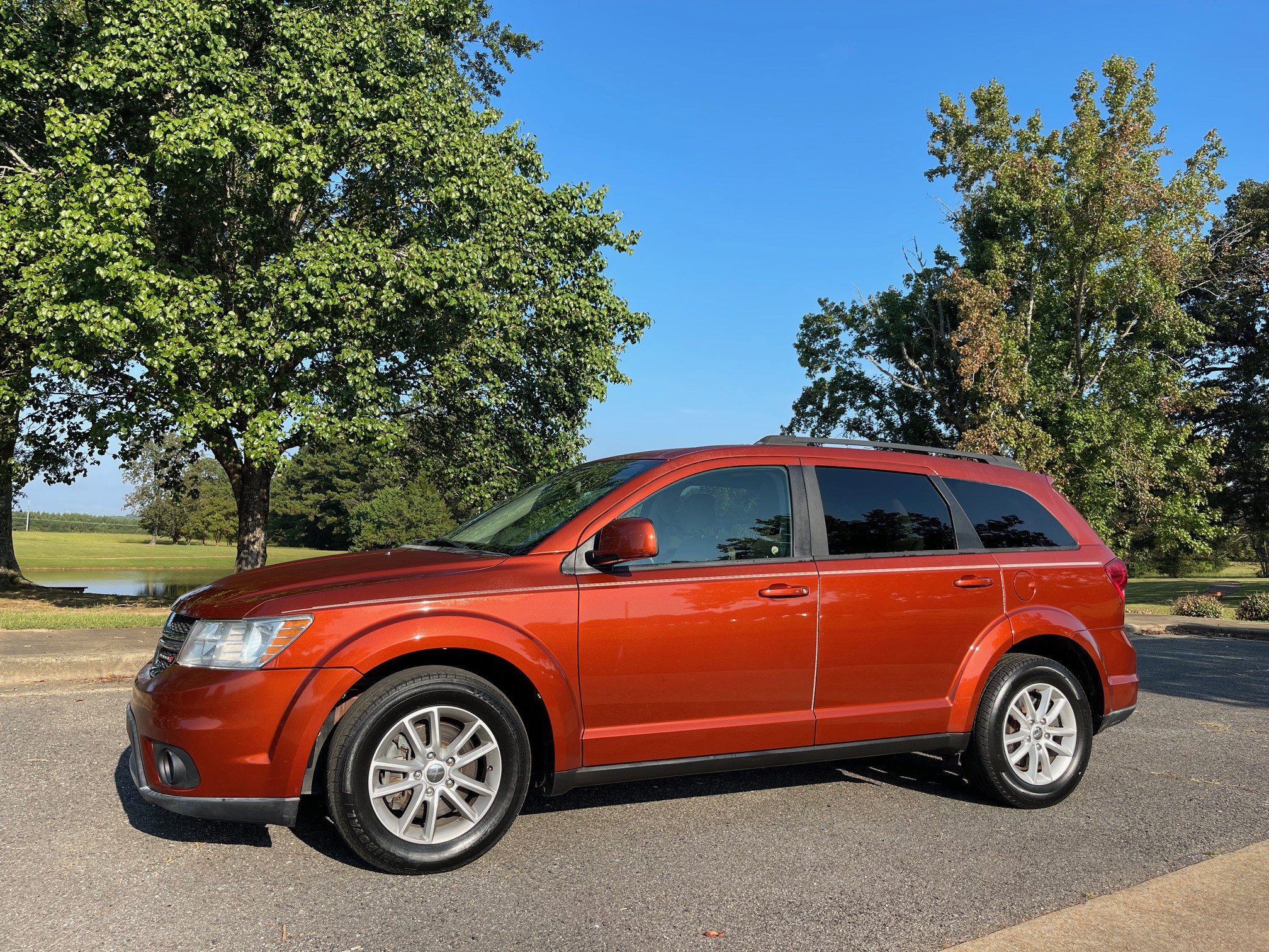 Used 2013 Dodge Journey SXT w/ Flexible Seating Group