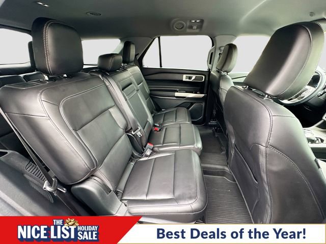 Used 2022 Ford Explorer XLT w/ Equipment Group 202A image 29