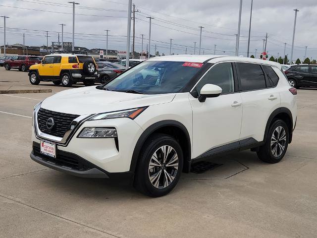 Certified 2023 Nissan Rogue SV image 3