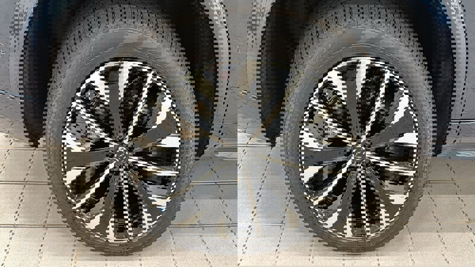 New 2026 Volvo XC90 B6 Plus image 33