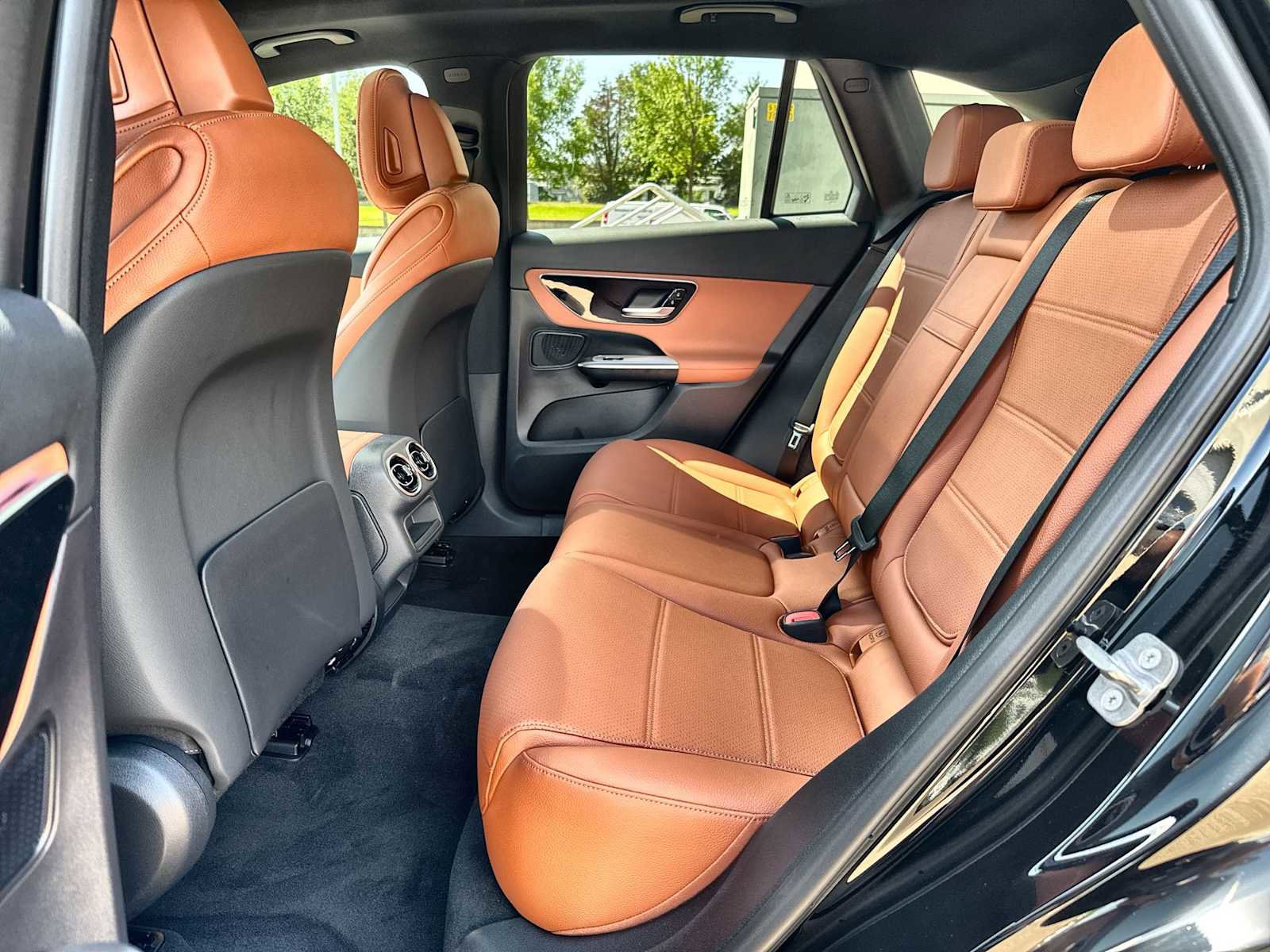 New 2026 Mercedes-Benz GLC 300 image 4