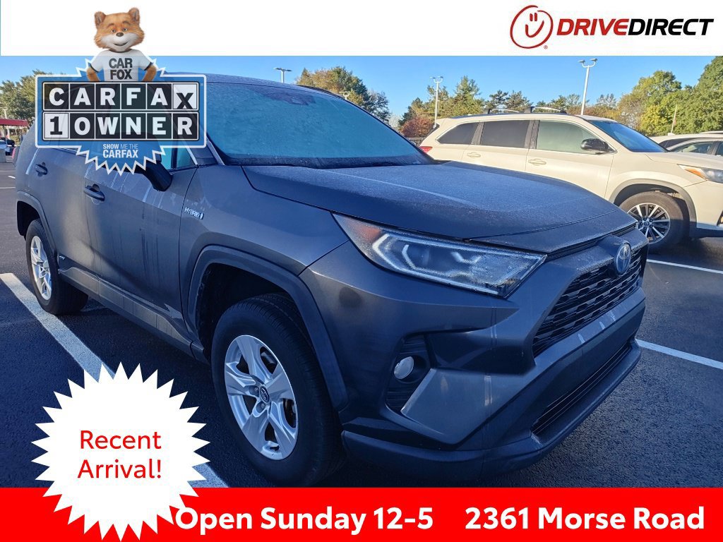 Used 2021 Toyota RAV4 XLE AWD/4WD image 1