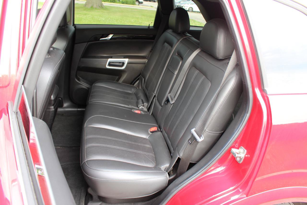 Used 2014 Chevrolet Captiva Sport LTZ FWD image 32