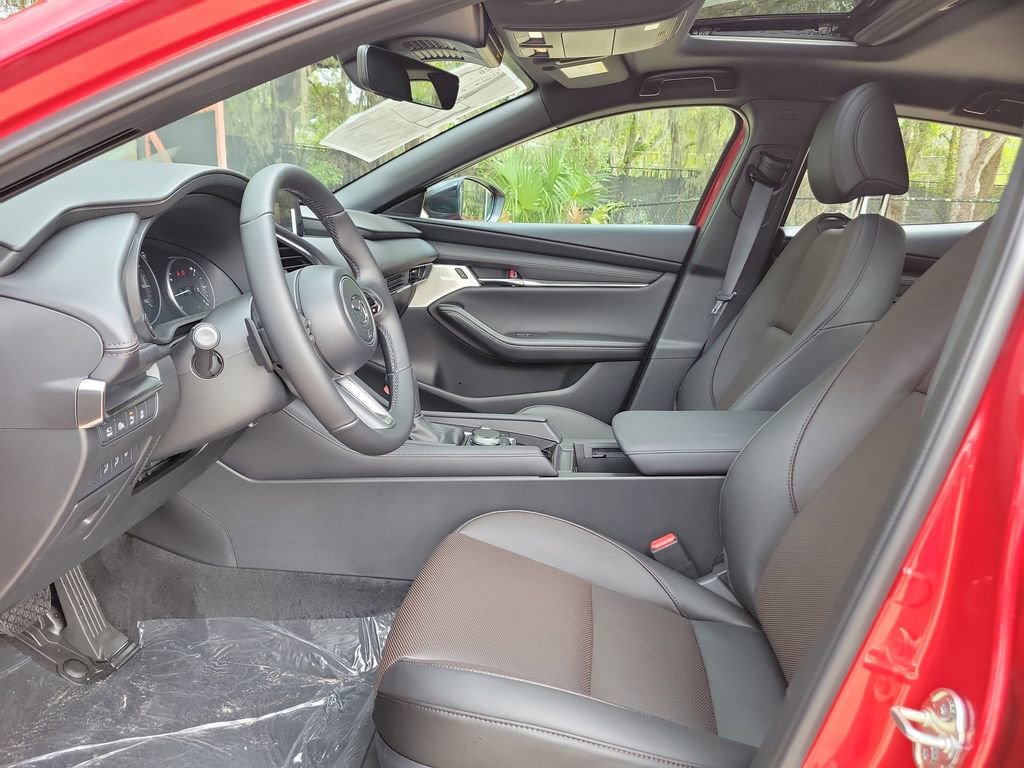 New 2026 MAZDA MAZDA3 Hatchback w/ Appearance Package image 3