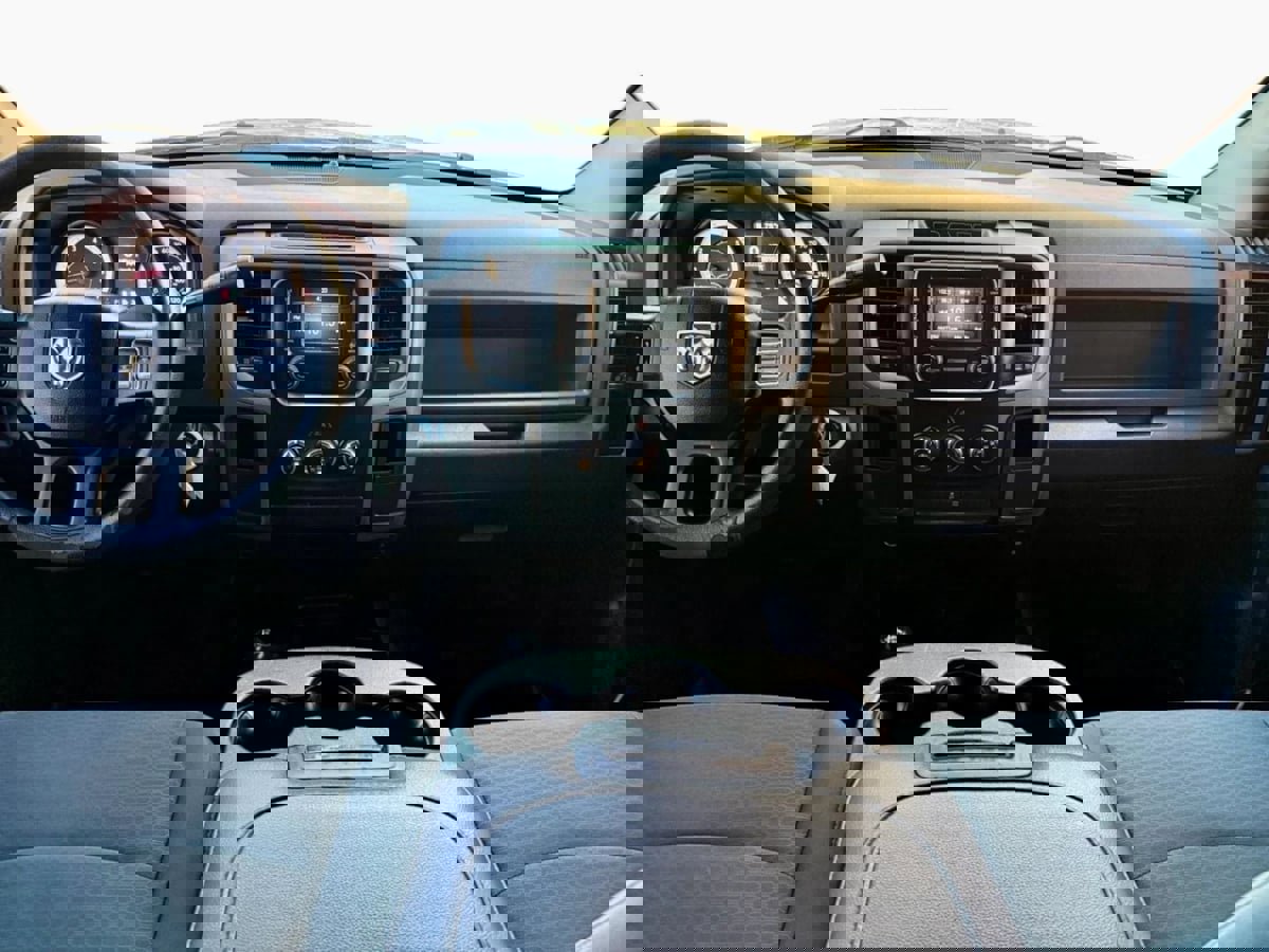 Used 2016 RAM 3500 Tradesman w/ Popular Equipment Group image 10