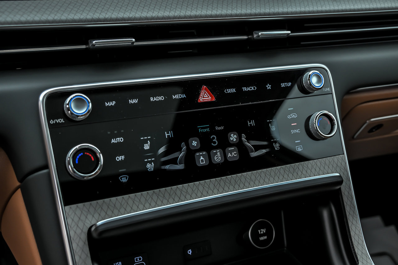 Used 2025 Genesis GV80 3.5T Prestige image 48