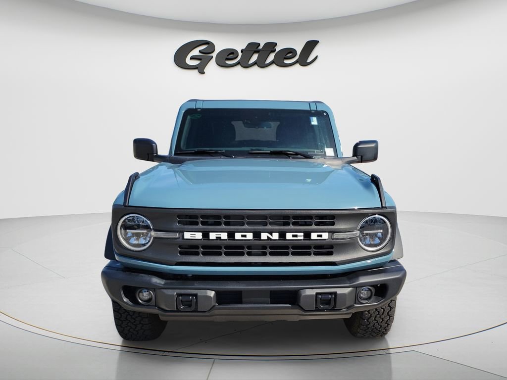Used 2023 Ford Bronco Black Diamond image 2