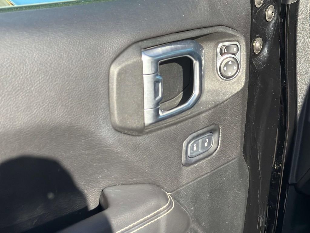 Used 2021 Jeep Wrangler Unlimited Sahara image 27