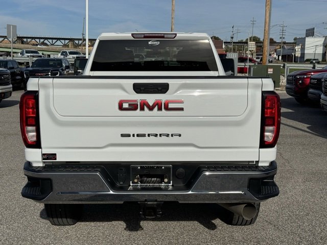 Used 2020 GMC Sierra 3500 4x4 Double Cab w/ Gooseneck/5TH Wheel Package image 4