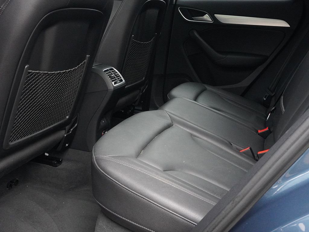 Used 2018 Audi Q3 2.0T Premium Plus w/ Premium Plus Package AWD/4WD image 31
