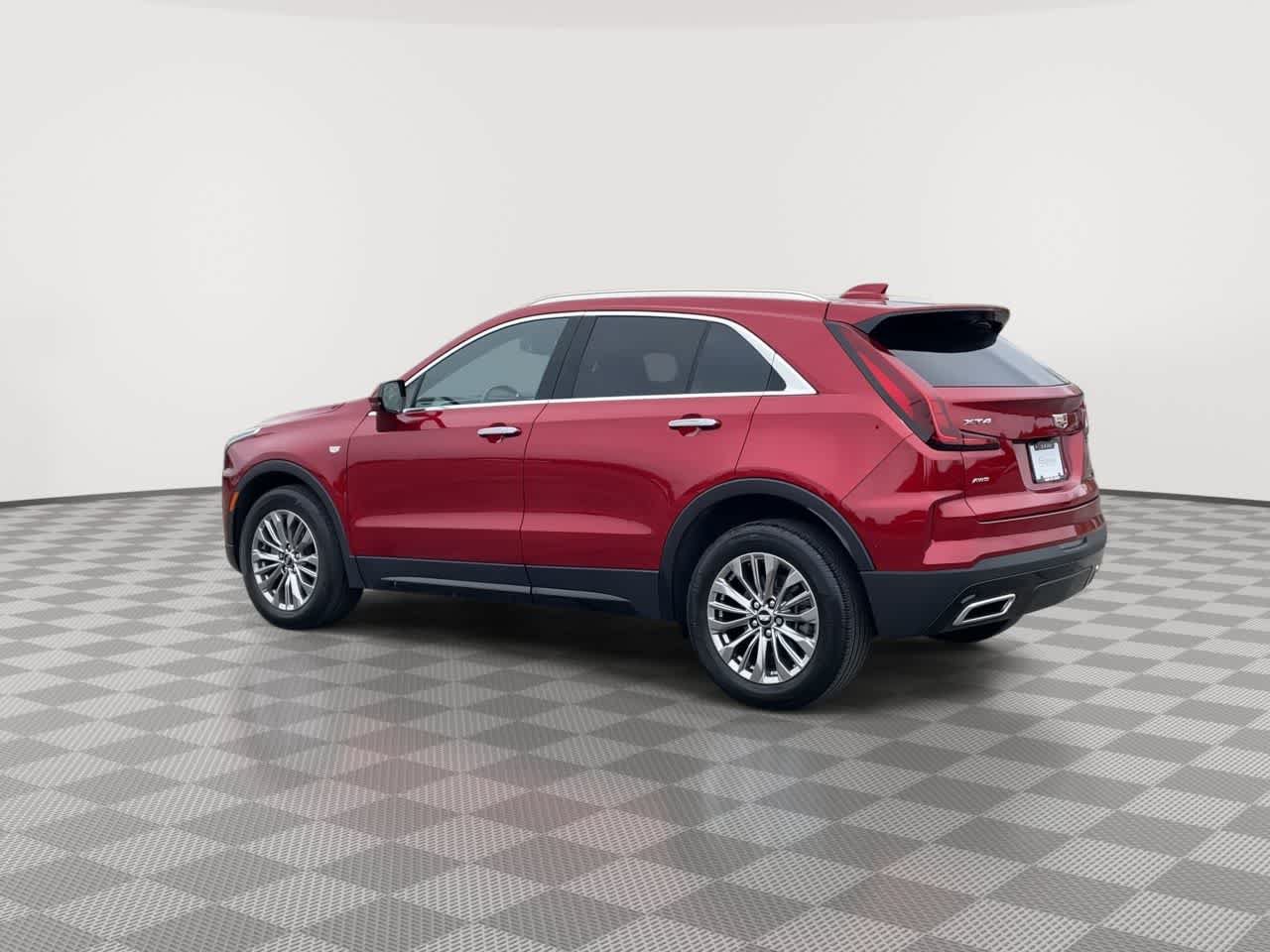Used 2024 Cadillac XT4 Premium Luxury AWD/4WD image 6