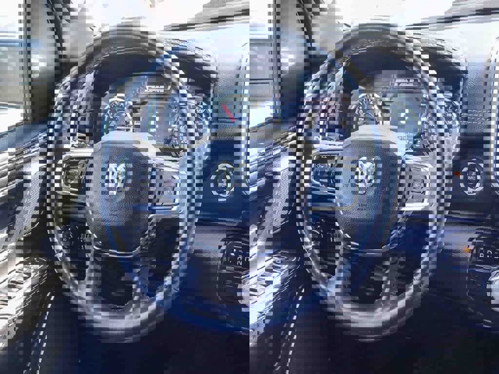 Certified 2022 RAM 1500 Laramie image 14