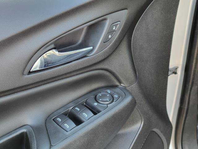 Used 2020 Chevrolet Equinox LT w/ Driver Convenience Package FWD image 13