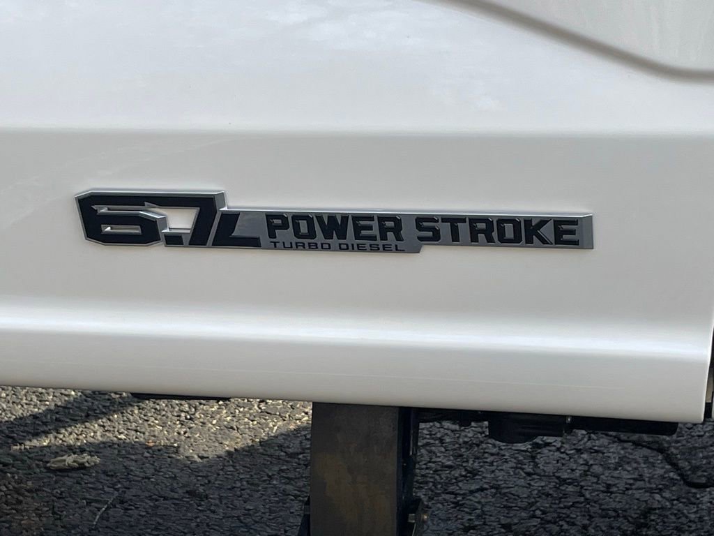 Used 2026 Ford F350 Platinum w/ FX4 Off-Road Package image 12