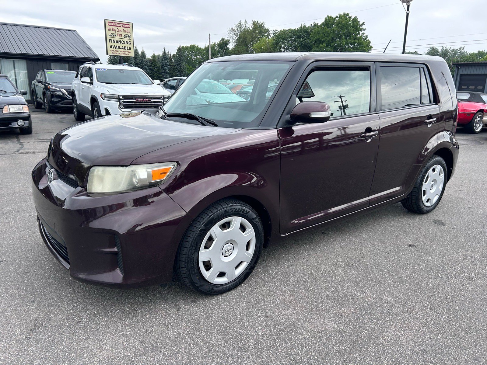 Used 2012 Scion xB FWD image 4