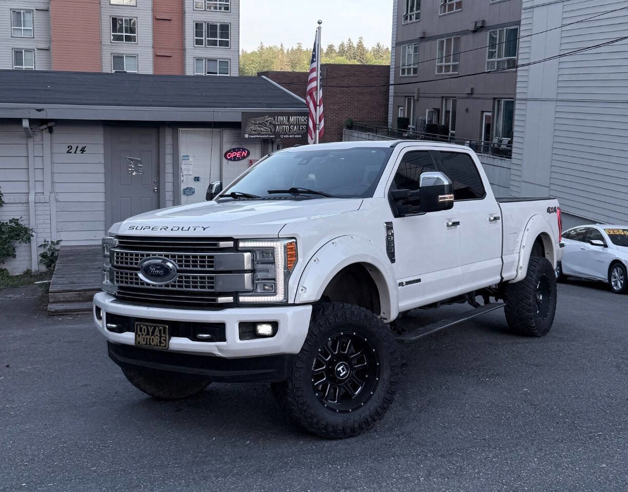 Used 2017 Ford F350 Platinum AWD/4WD image 1