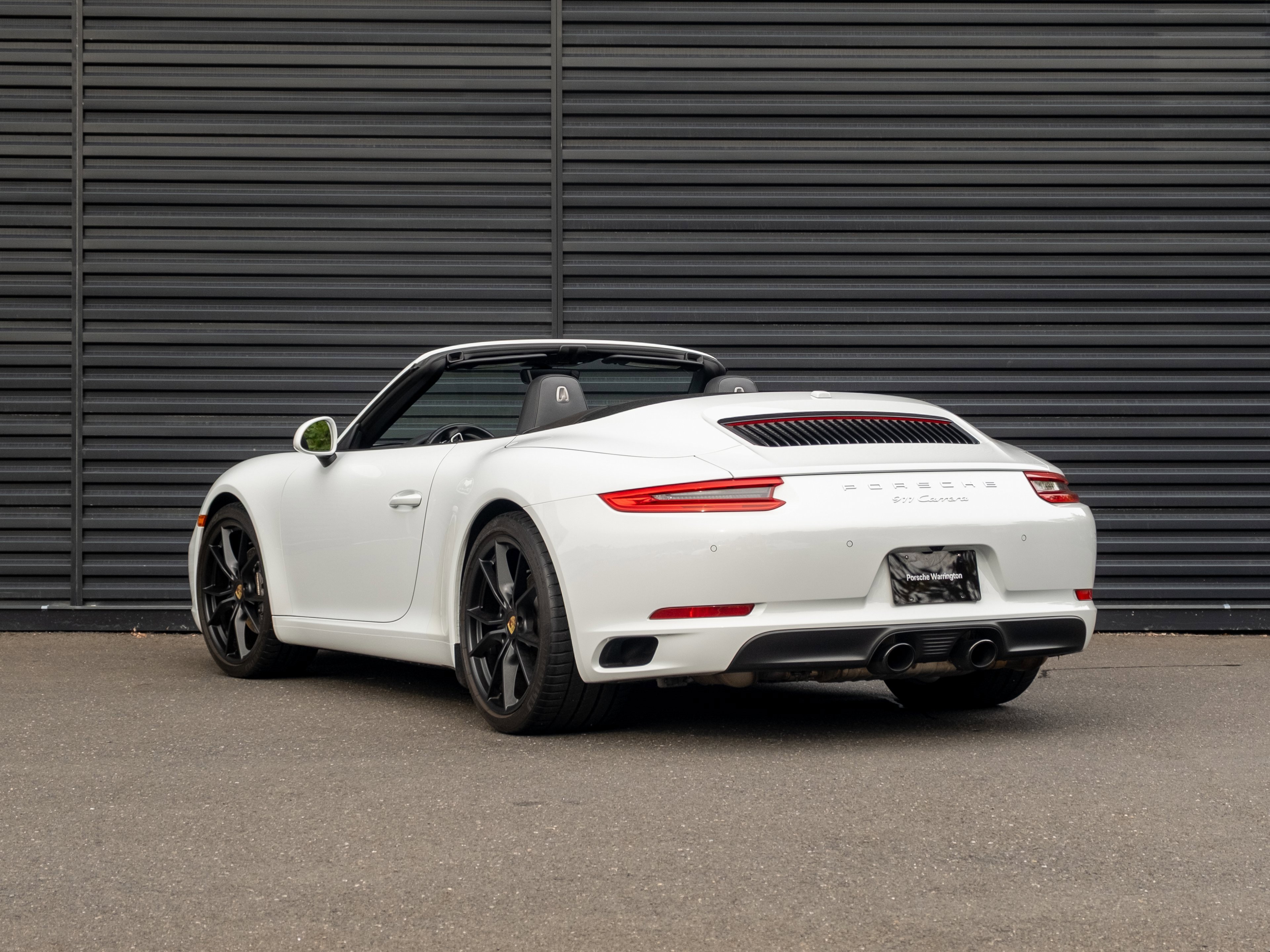 Certified 2017 Porsche 911 Carrera image 3