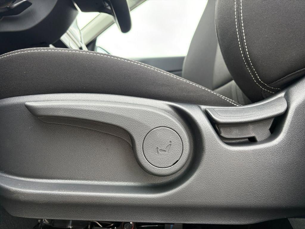 New 2026 Hyundai Venue SEL FWD image 45