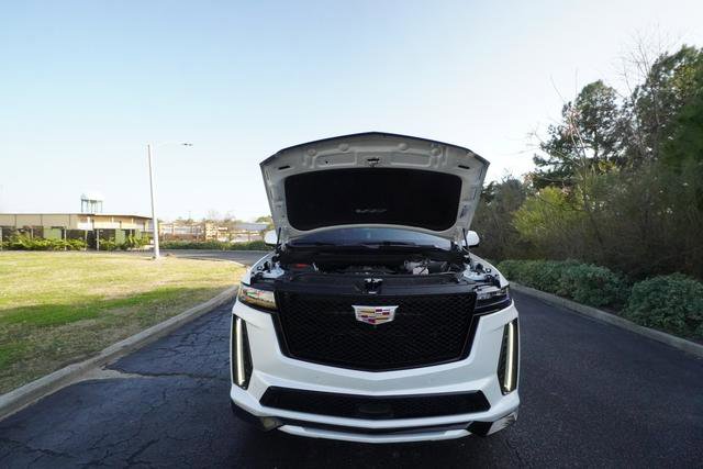 Used 2023 Cadillac Escalade V AWD/4WD image 9