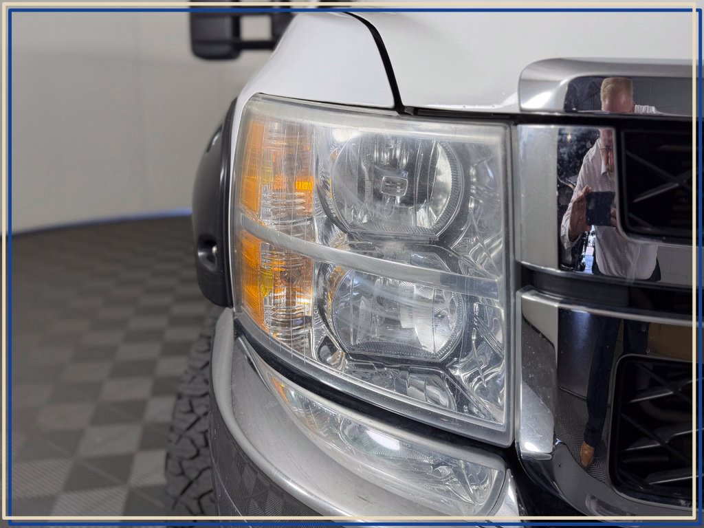 Used 2013 Chevrolet Silverado 2500 LT AWD/4WD image 3