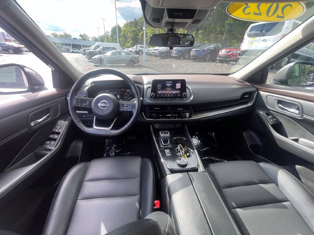 Certified 2023 Nissan Rogue SV w/ SV Premium B Package AWD/4WD image 11