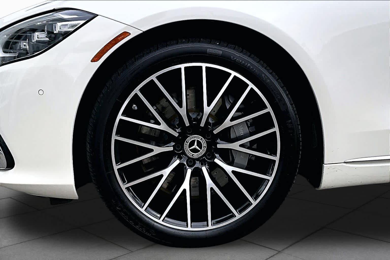 Certified 2022 Mercedes-Benz S 580 4MATIC Sedan image 11