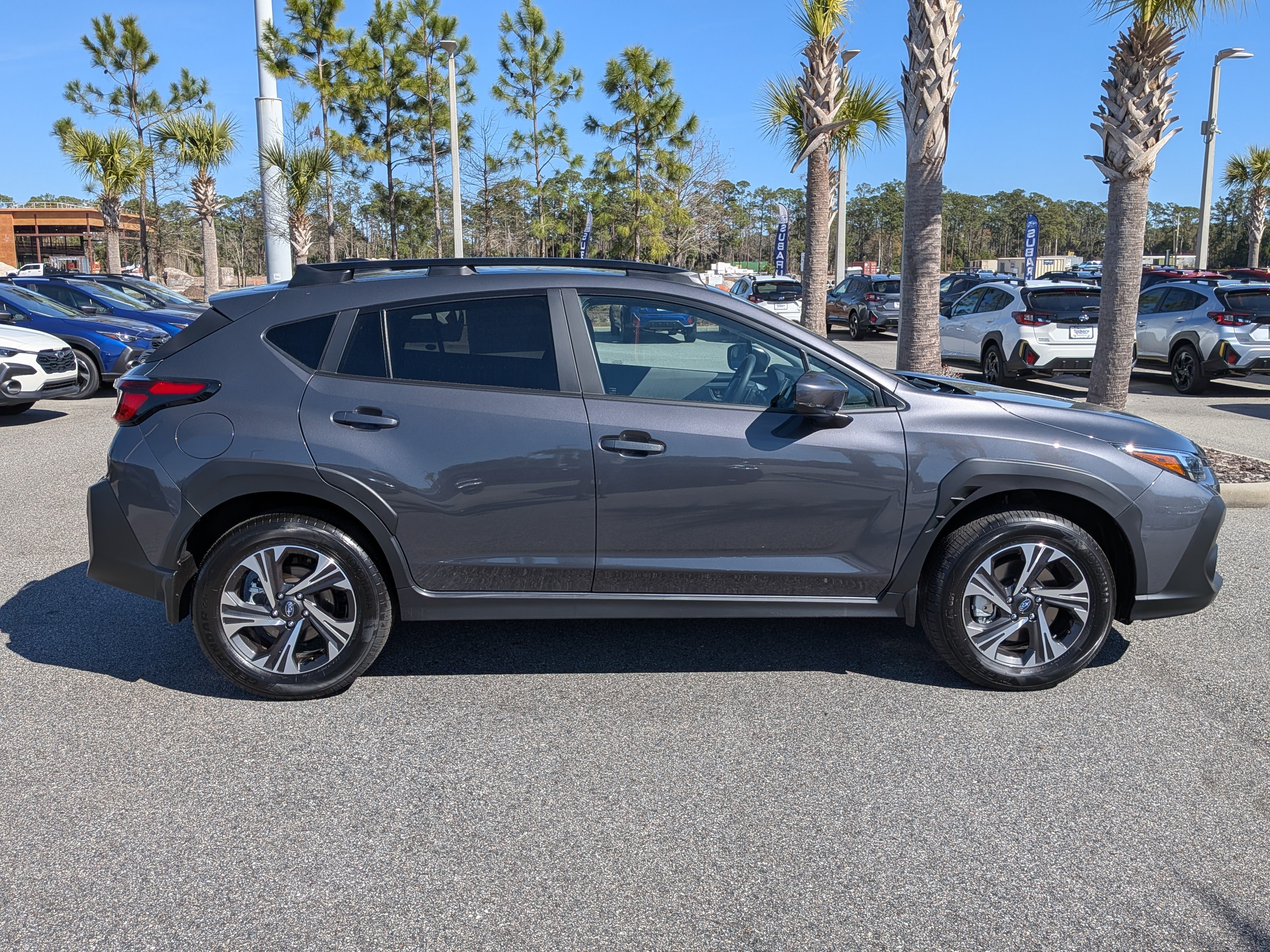 Used 2026 Subaru Crosstrek 2.5i Premium AWD/4WD image 3