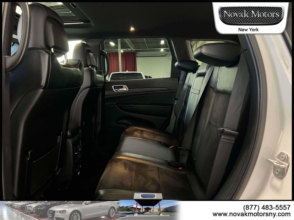 Used 2022 Jeep Grand Cherokee Laredo X image 10