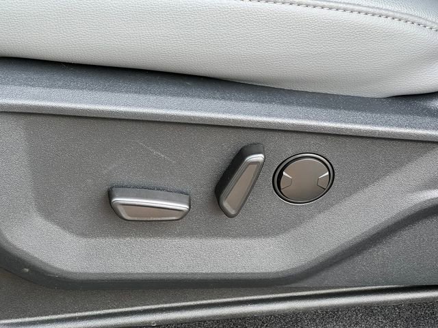 New 2025 Ford F150 Lightning Flash AWD/4WD image 15