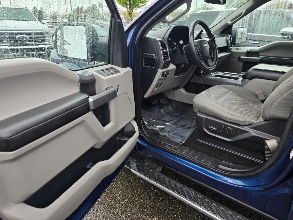 Used 2018 Ford F150 XLT w/ Equipment Group 302A Luxury image 14