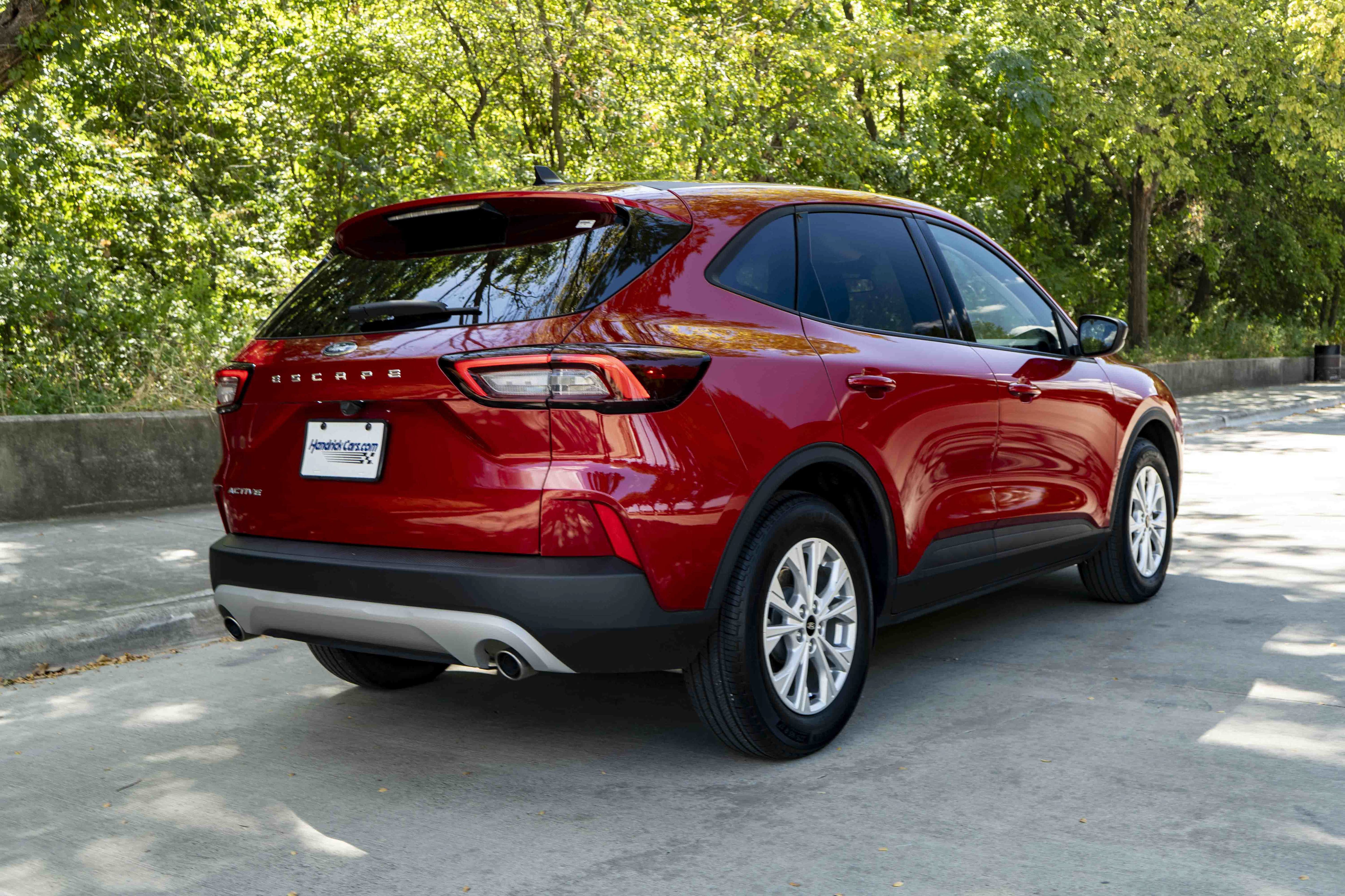 Used 2025 Ford Escape Active FWD image 9