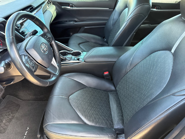 Used 2019 Toyota Camry XSE FWD image 17