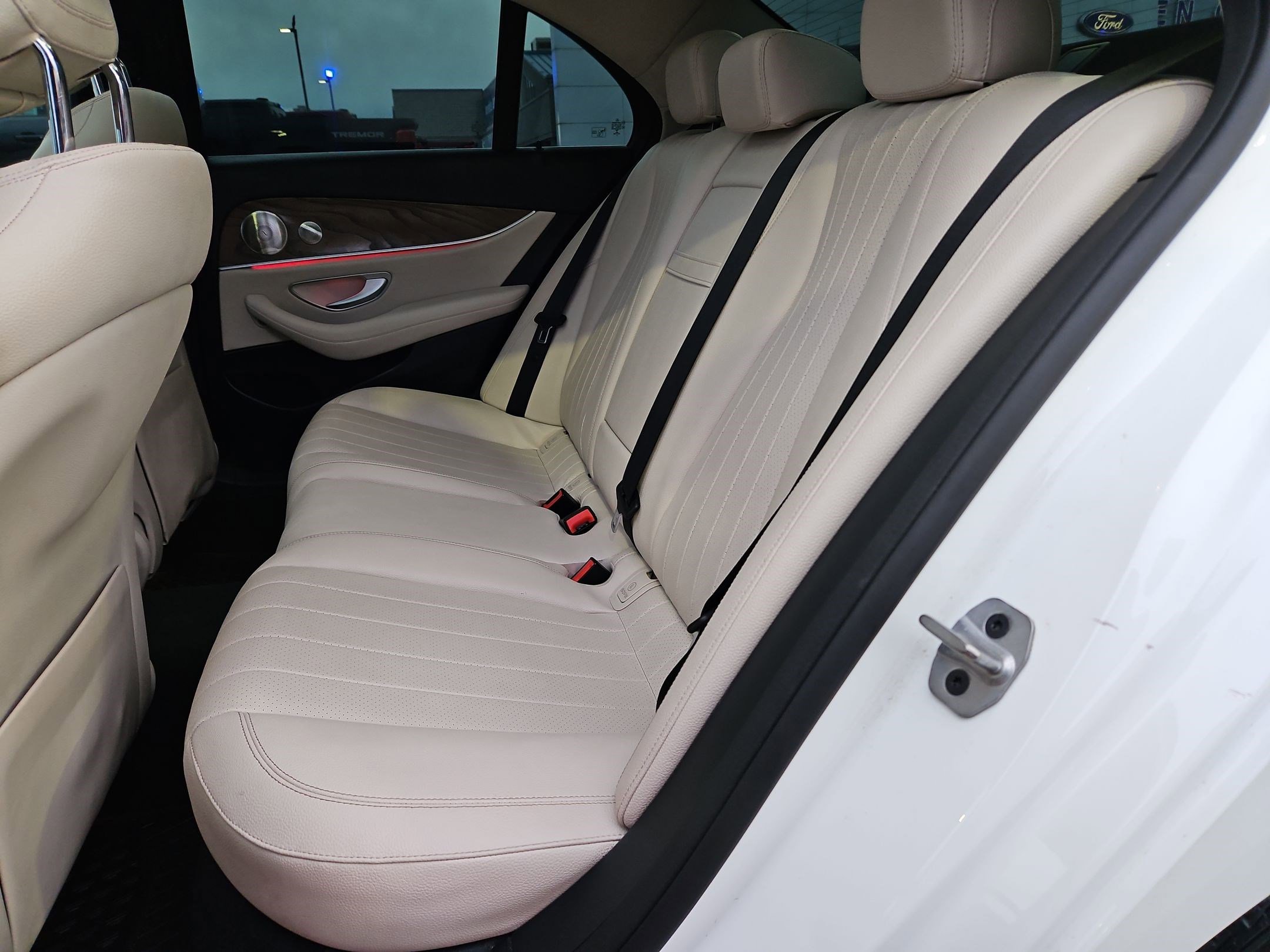 Used 2022 Mercedes-Benz E 350 4MATIC Sedan image 30