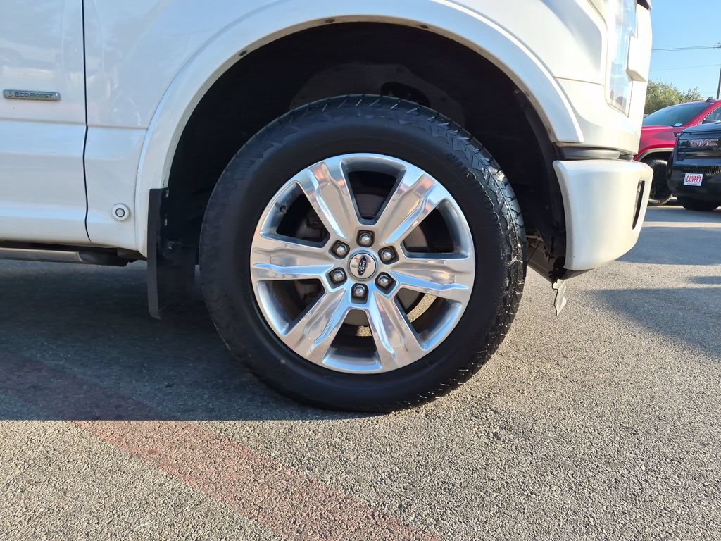 Used 2015 Ford F150 Platinum w/ Equipment Group 701A Luxury AWD/4WD image 17