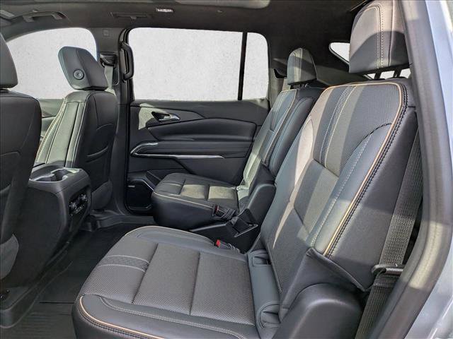 New 2026 Chevrolet Traverse High Country w/ LPO, Floor Liner Package image 17