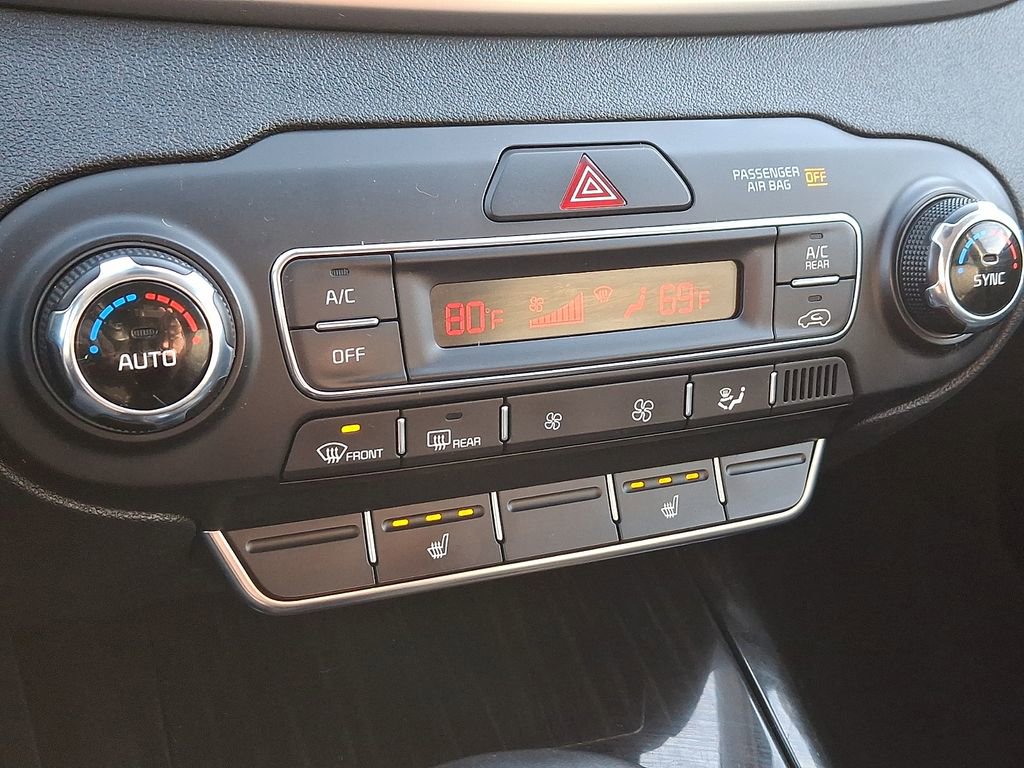 Used 2019 Kia Sorento EX image 16