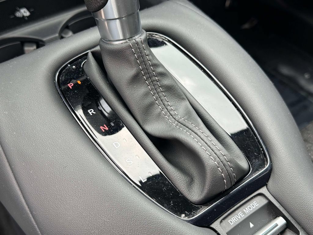 Certified 2026 Honda HR-V LX image 27