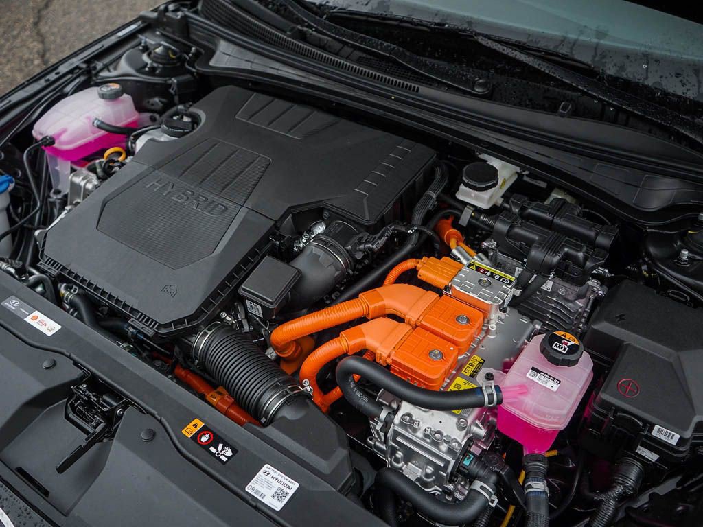 New 2026 Hyundai Elantra Sport image 7