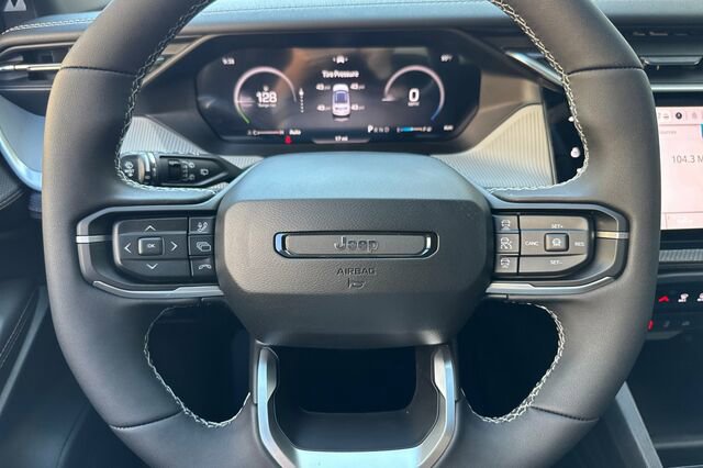 New 2026 Jeep Cherokee Limited image 20