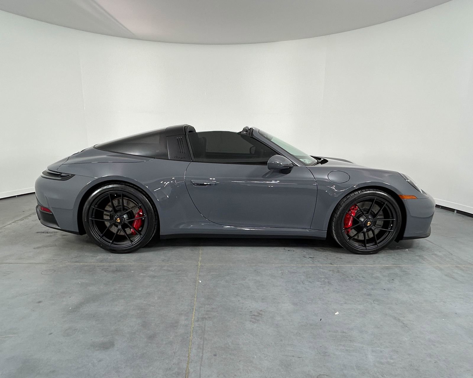 Certified 2026 Porsche 911 Targa 4 GTS image 8