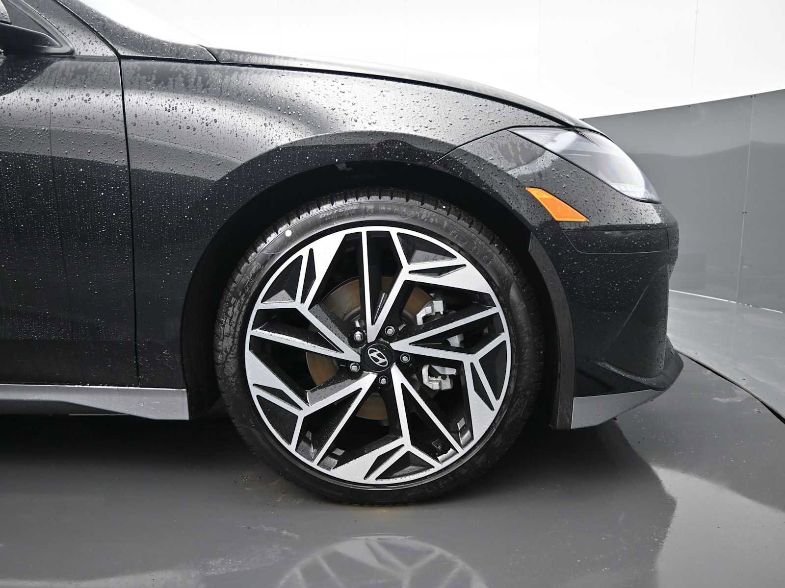 New 2024 Hyundai Ioniq 6 SEL image 10